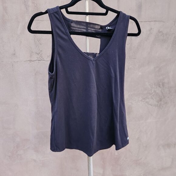 Yogalicious black open back tank - Picture 1 of 7